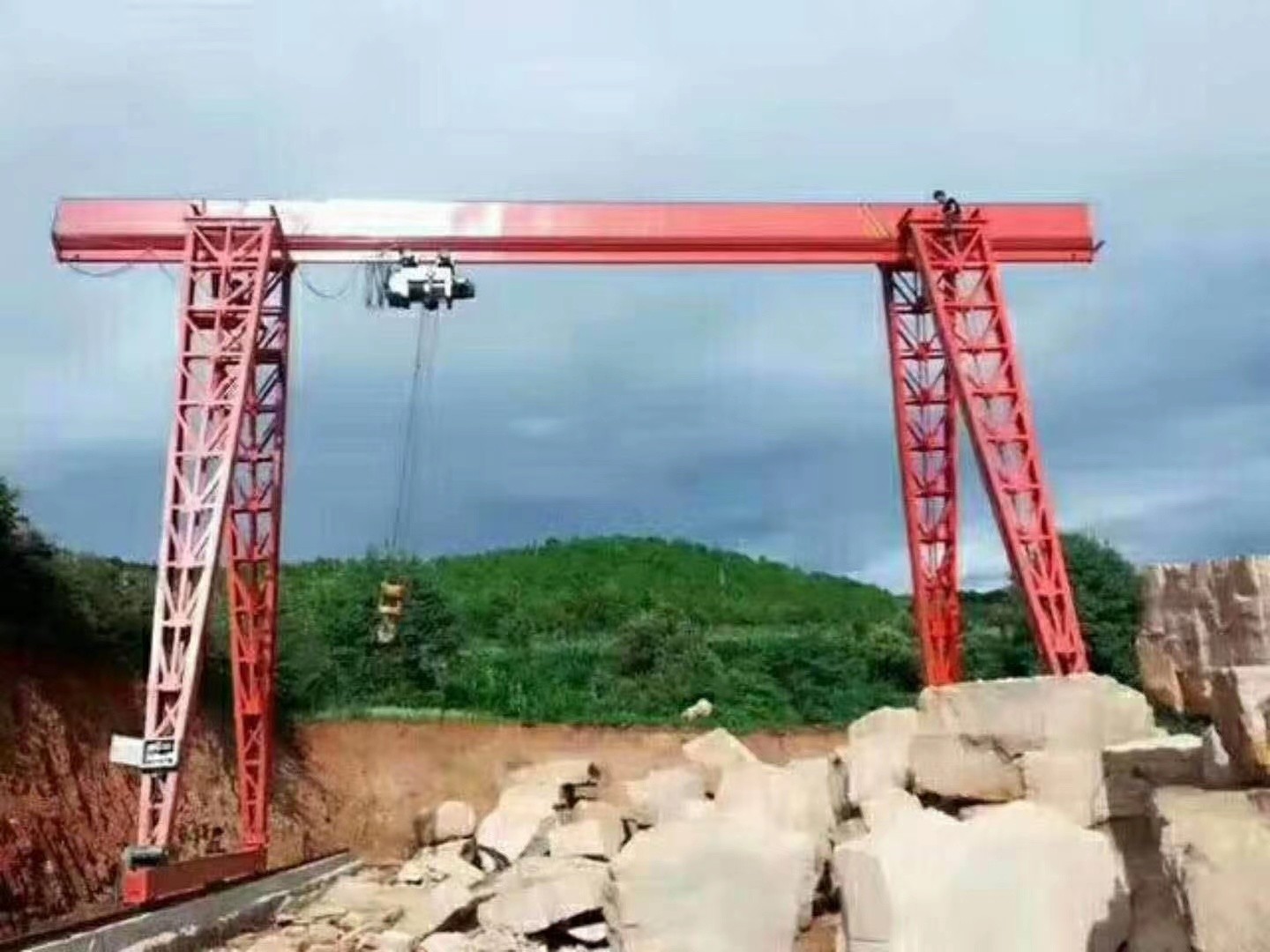 云南雙柏縣單梁起重機
